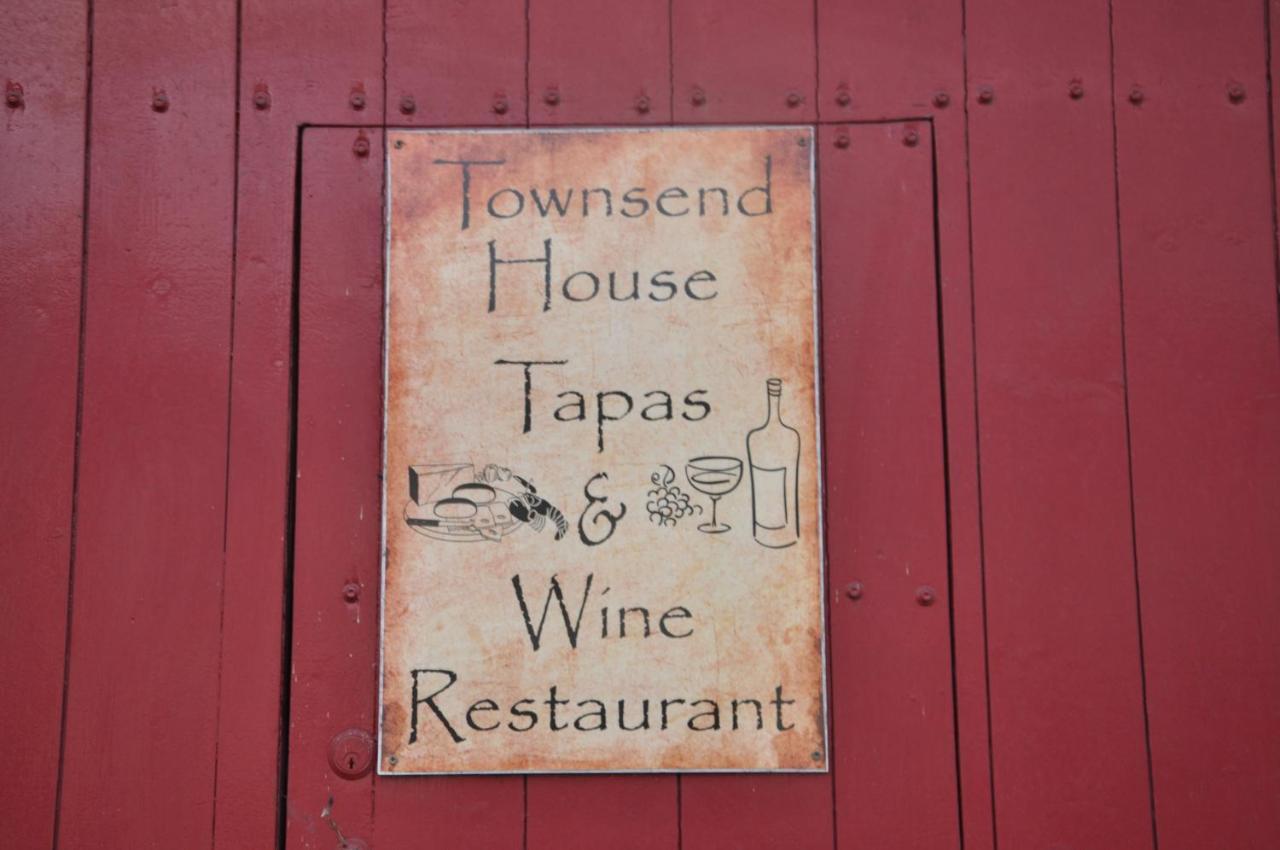 Townsend House Guest House Бир Екстериор снимка