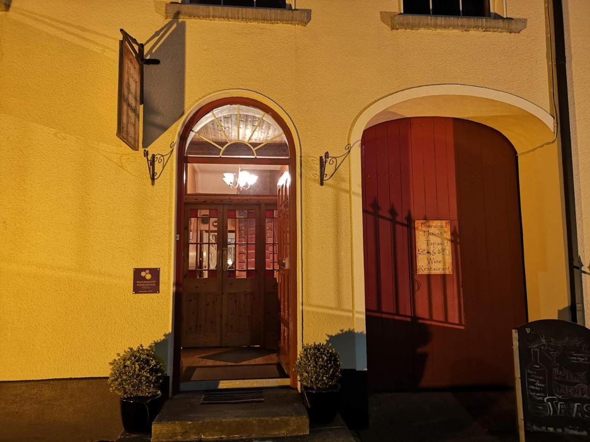 Townsend House Guest House Бир Екстериор снимка